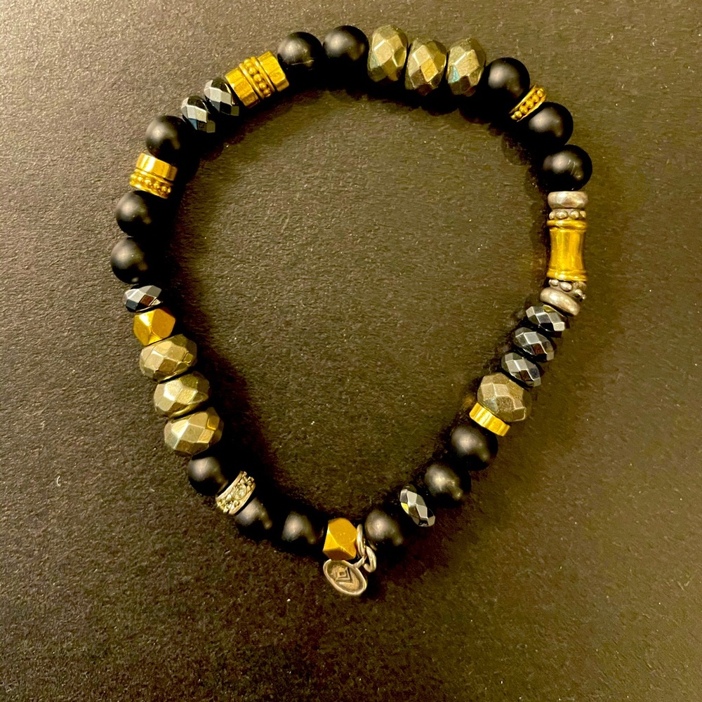 Silpada ‘sightseer stretch bracelet’